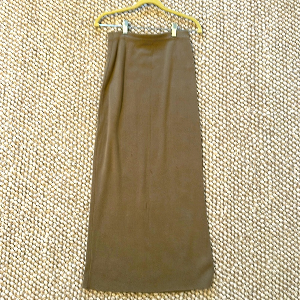 Jones & Co sweater pencil skirt